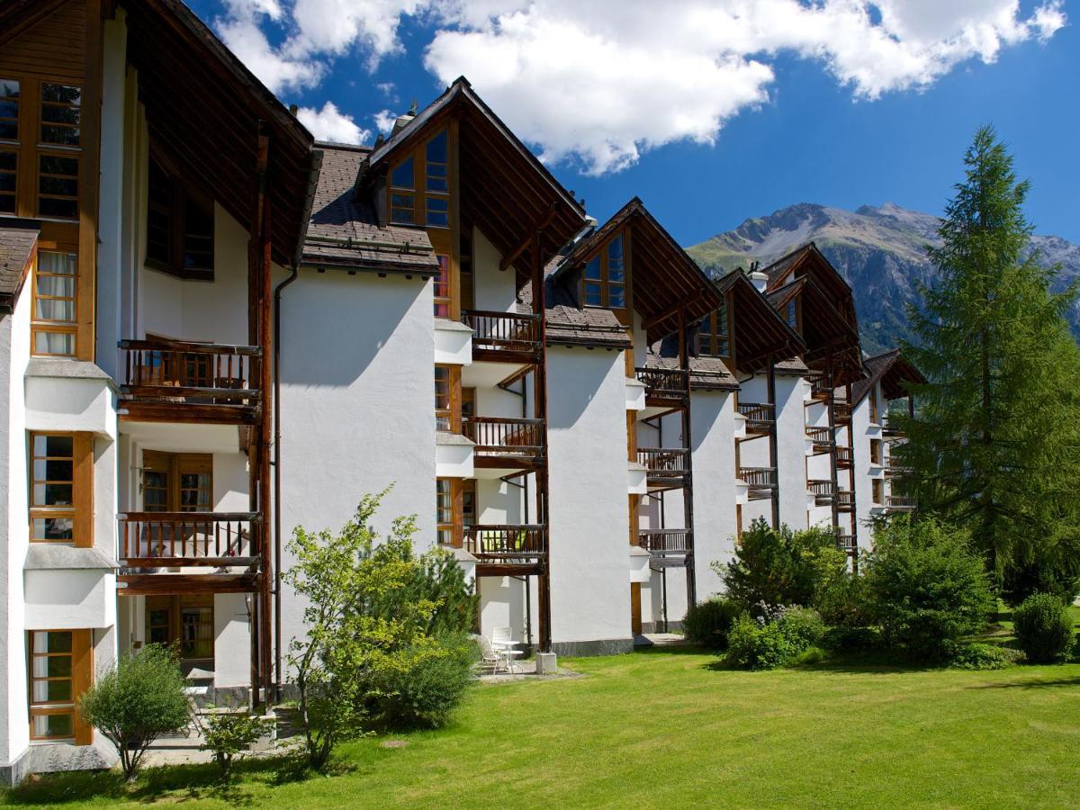 Schweizerhof Ferienwohnungen Lenzerheide 2 エクステリア 写真
